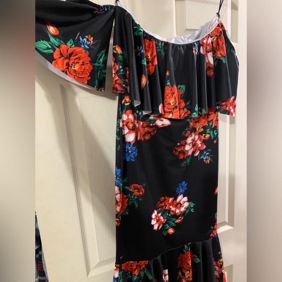 Shein, Strapless Summer Dress - Picture 2 of 2